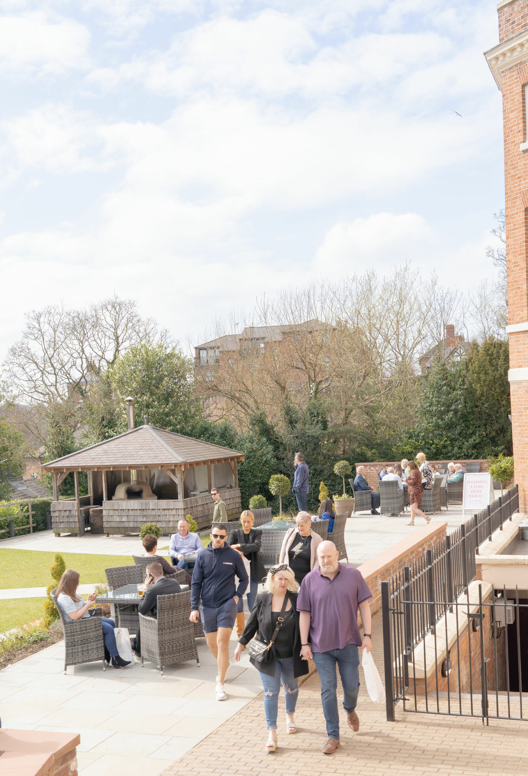 old-palace-chester-wedding-fayre-show-bouquet-and-bells