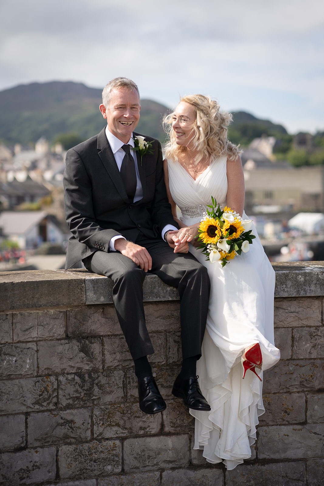 matt-pate-wedding-photography-bouquet-and-bells