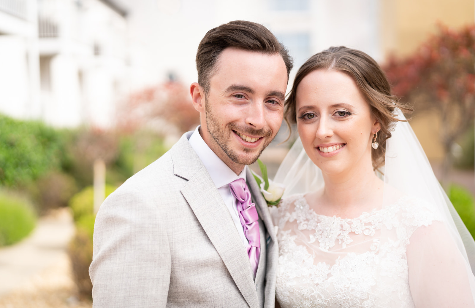 matt-pate-wedding-photography-bouquet-and-bells