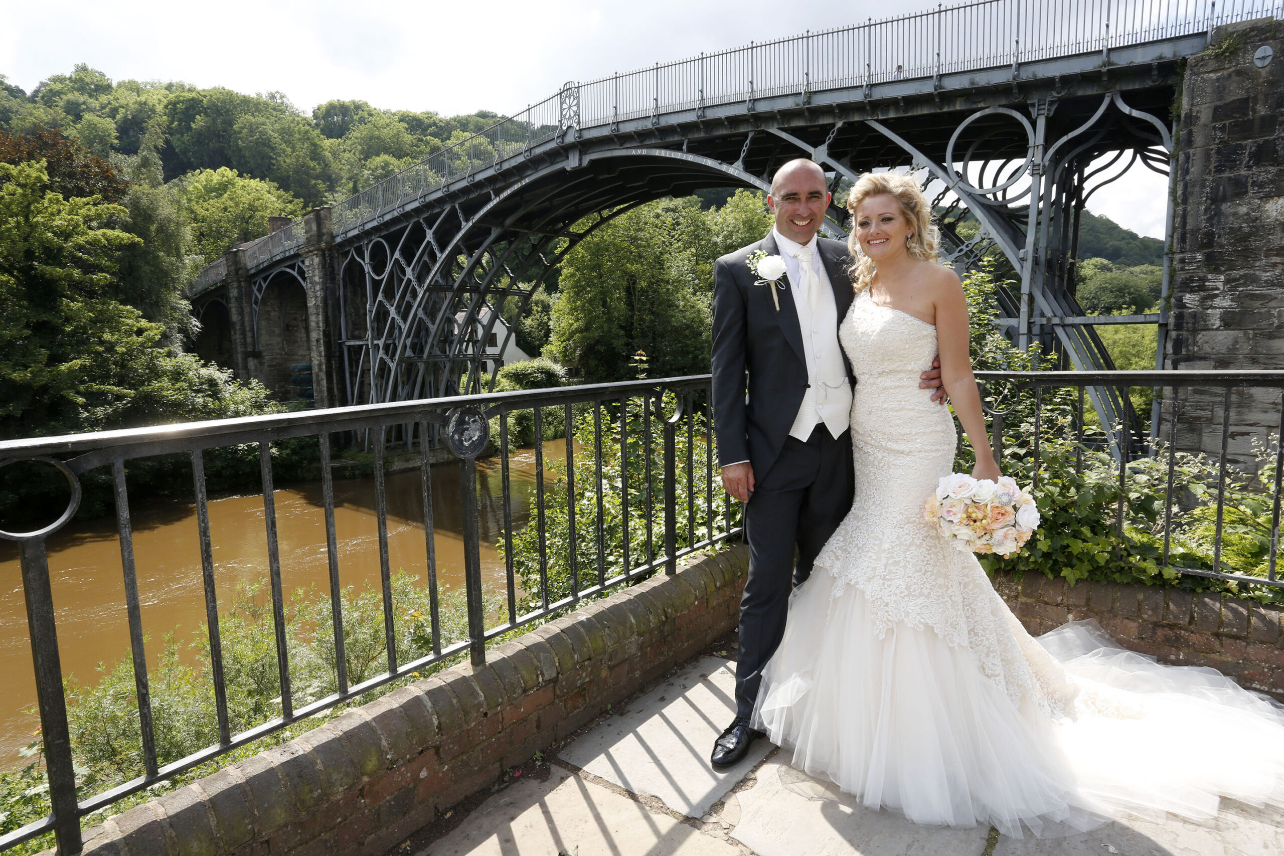 wainwright-photograhy-bouquet-and-bells