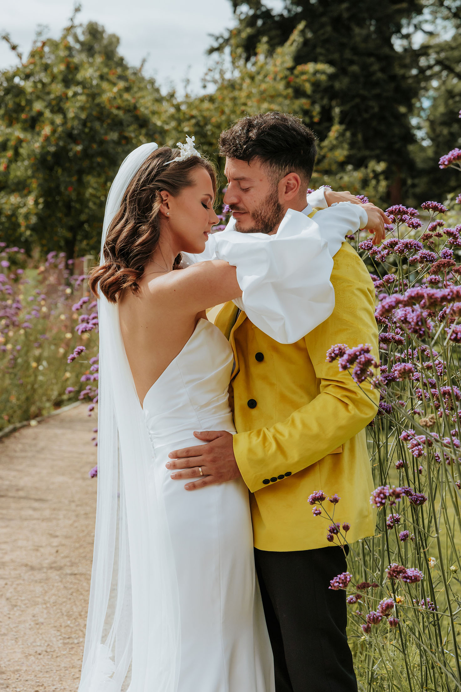 combermere-abbey-wedding-fayre-bouquet-and-bells