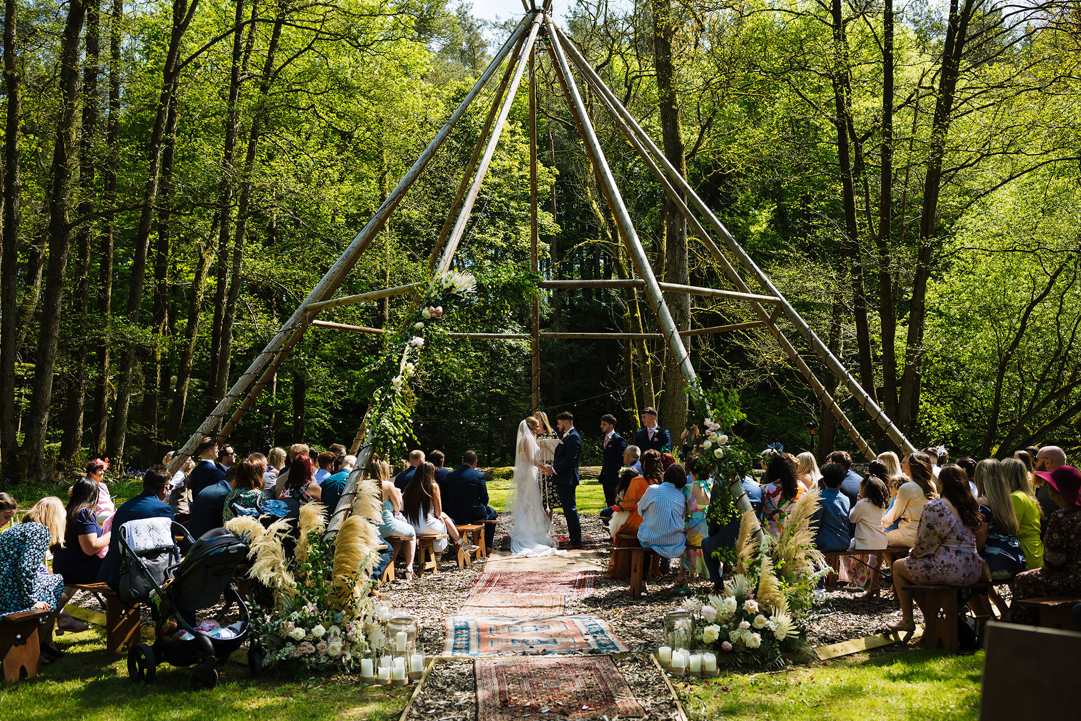 nik-bryant-photography-bouquet-and-bells