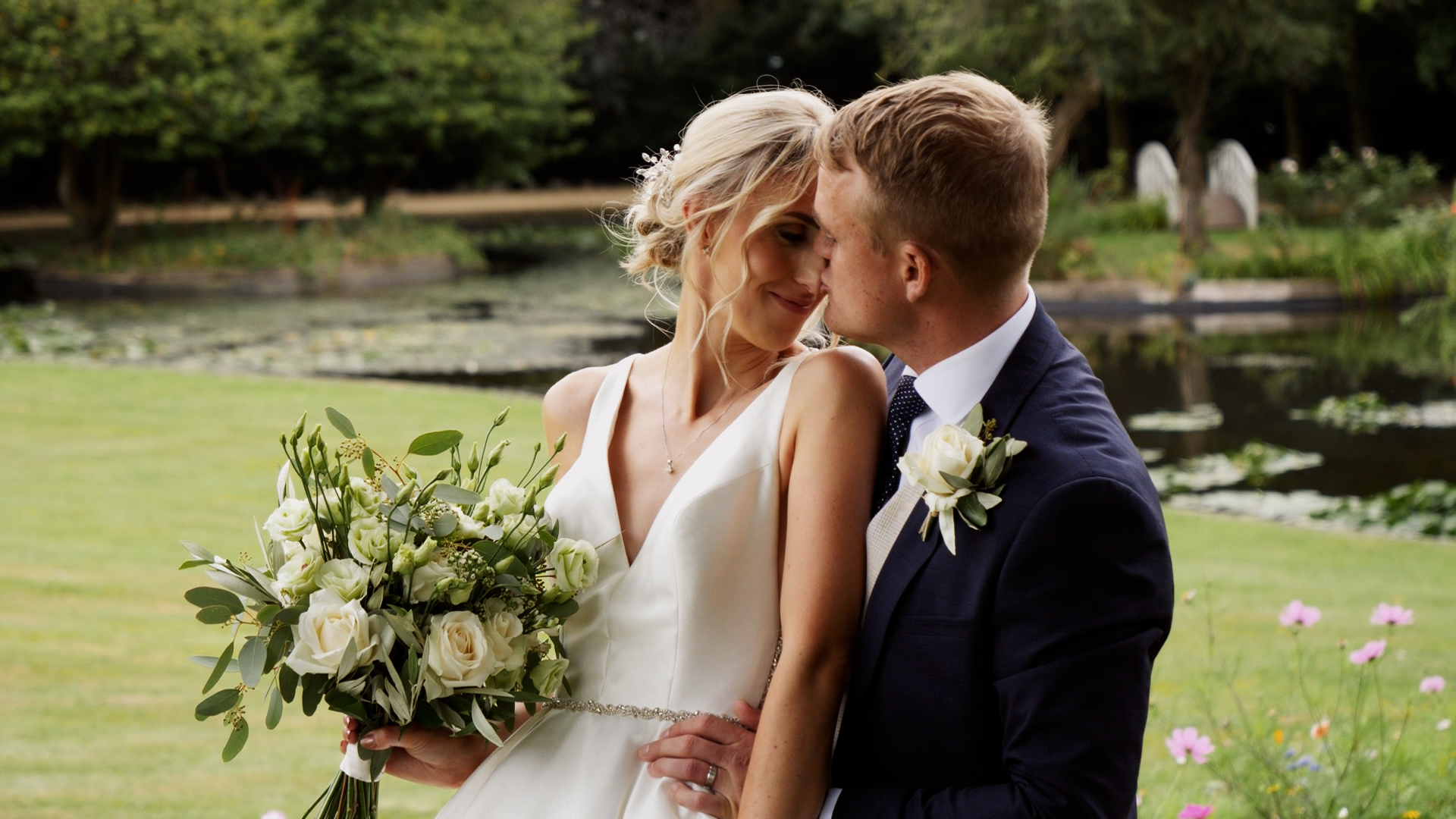 FJB-Visuals-bouquet-and-bells