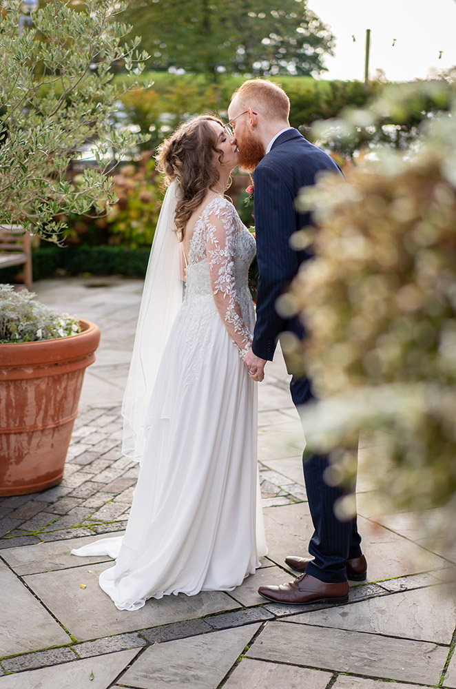 ben-walker-photograhy-bouquet-and-bells