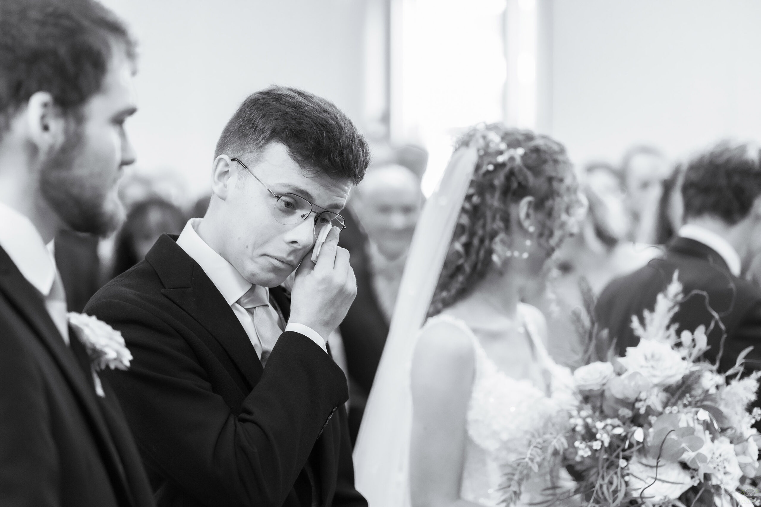 ben-walker-photograhy-bouquet-and-bells