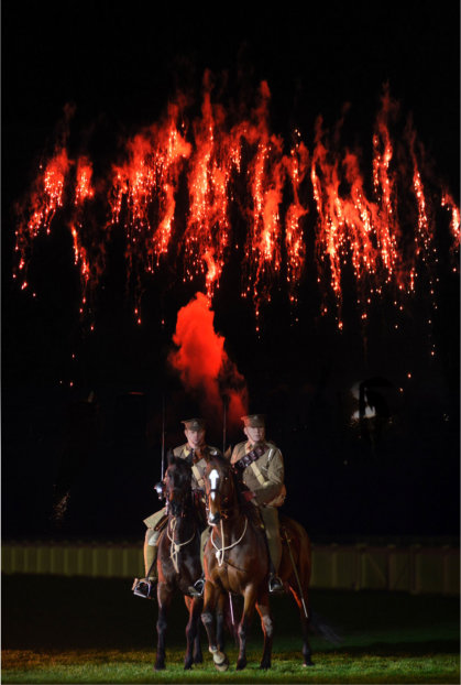 fantastic-fireworks-bouquet-and-bells