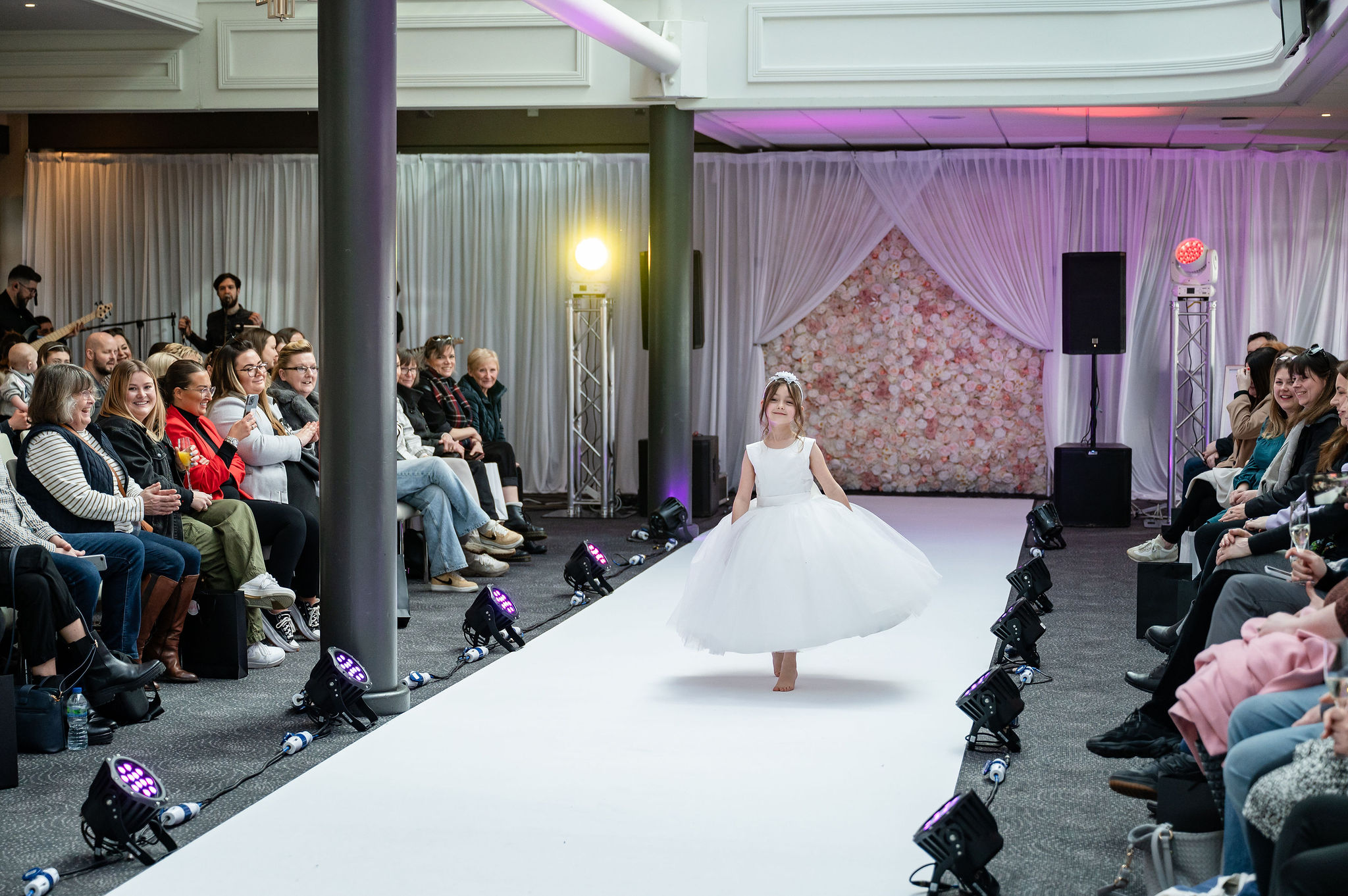 chester-racecourse-wedding-fayre-bouquet-and-bells