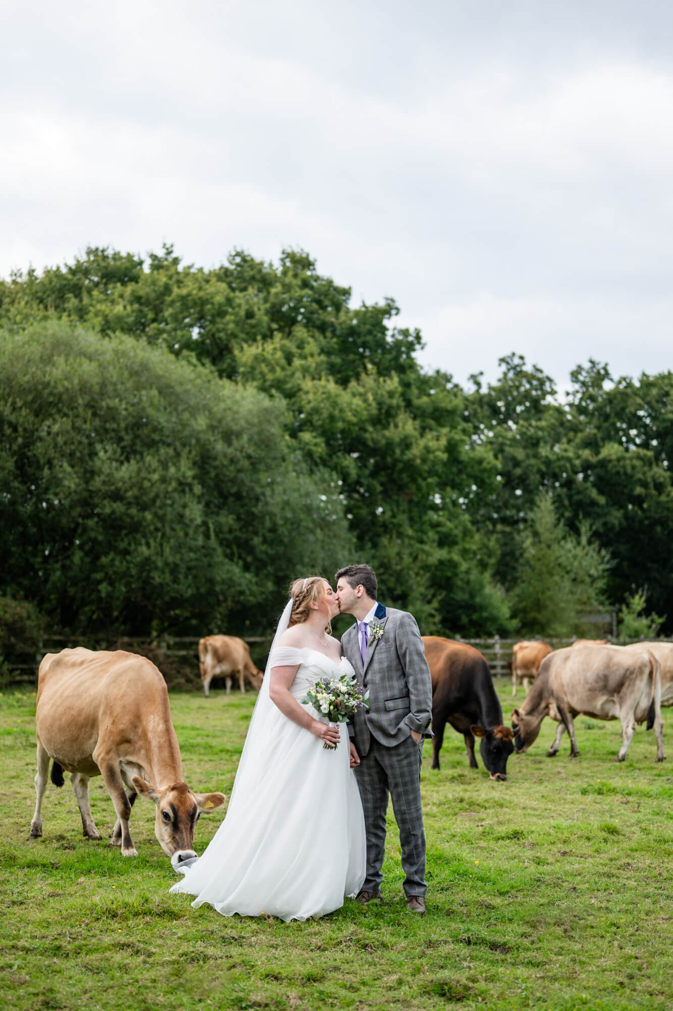 Chloe Bolam Photography - Cheshire Farm Wedding